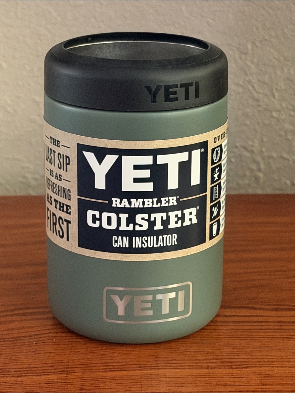 YETI Rambler Colster Can Insulator - Camp Green - Retired Color - NWT